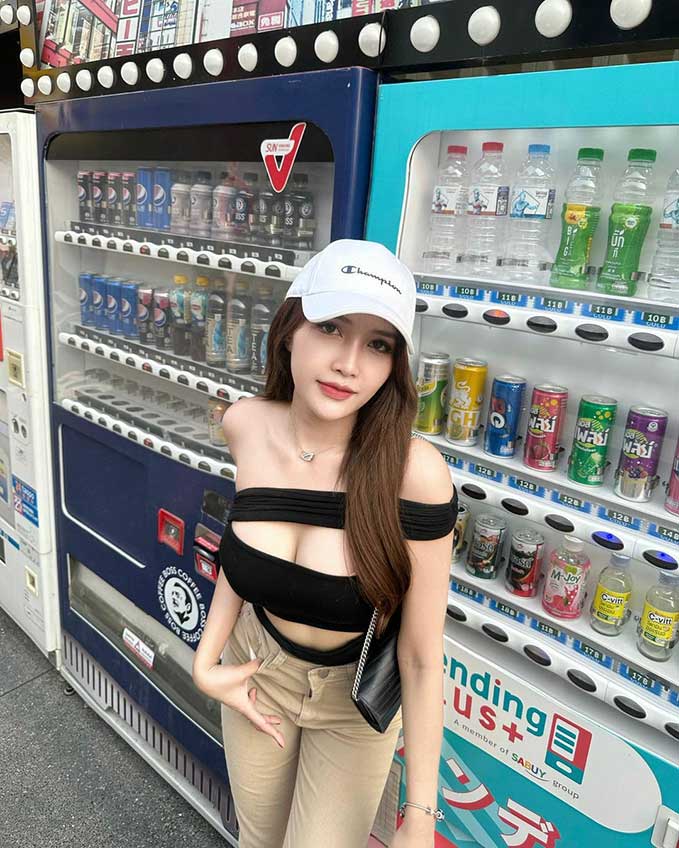 วาร์ป น้องเจนนี่ วีเจสาวสวยหุ่นดี การันตีความแซ่บสุดเร่าร้อน 12
