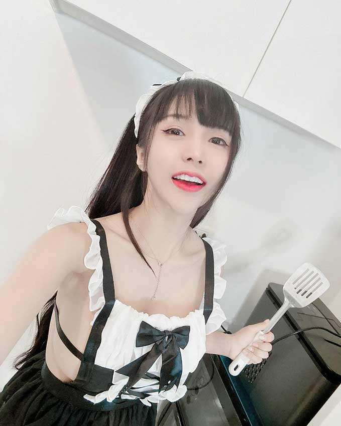 วาร์ป น้องอ้อม ยูมิ เน็ตไอดอลสาวตัวเล็ก อกบึ้ม Onlyfans เต็มสิบไม่หัก 14