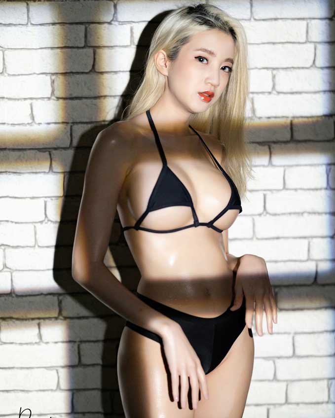 วาร์ป น้องมะมิ้งค์ นางแบบสาวตัวท็อป อกโต Onlyfans สายยั่ว 18+ 21