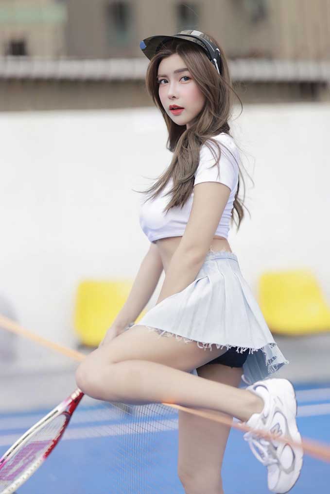 วาร์ป น้องพลอยลี่ สาวสวยเอวบางร่างเล็ก หุ่นแซ่บ ขวัญใจหนุ่มทั่วประเทศ 18