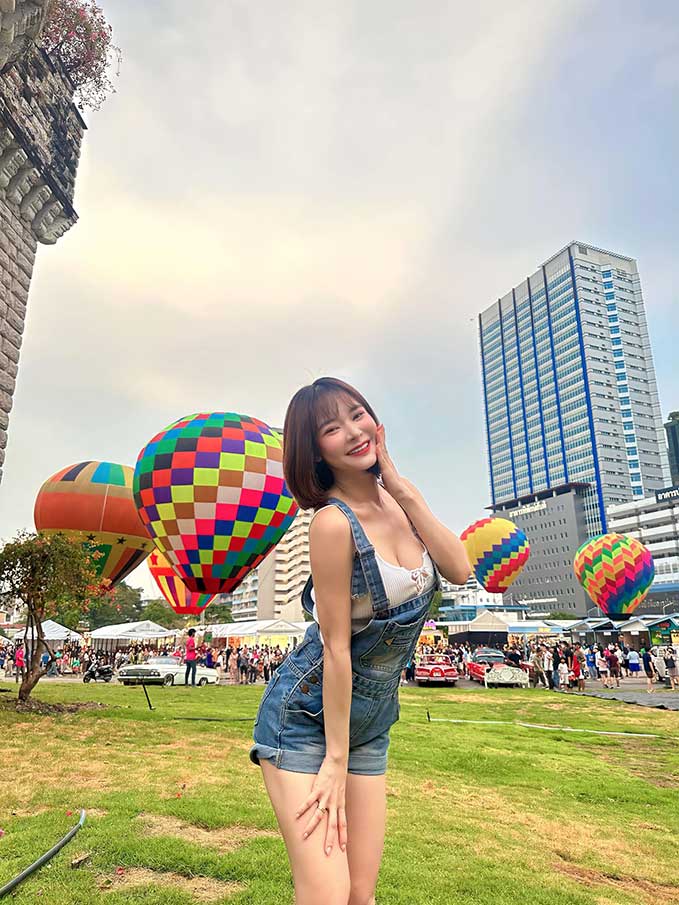 วาร์ป น้องหญิง กนกพร นางแบบสาวสุดเซ็กซี่ ดีกรีความแซ่บไม่ธรรมดา 3