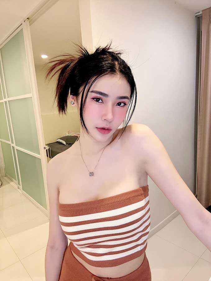 วาร์ป น้องหมวยเล็ก เน็ตไอดอลสาวสวย หุ่นเอ็กซ์สะบึม แซ่บซี๊ดขยี้ใจ 1
