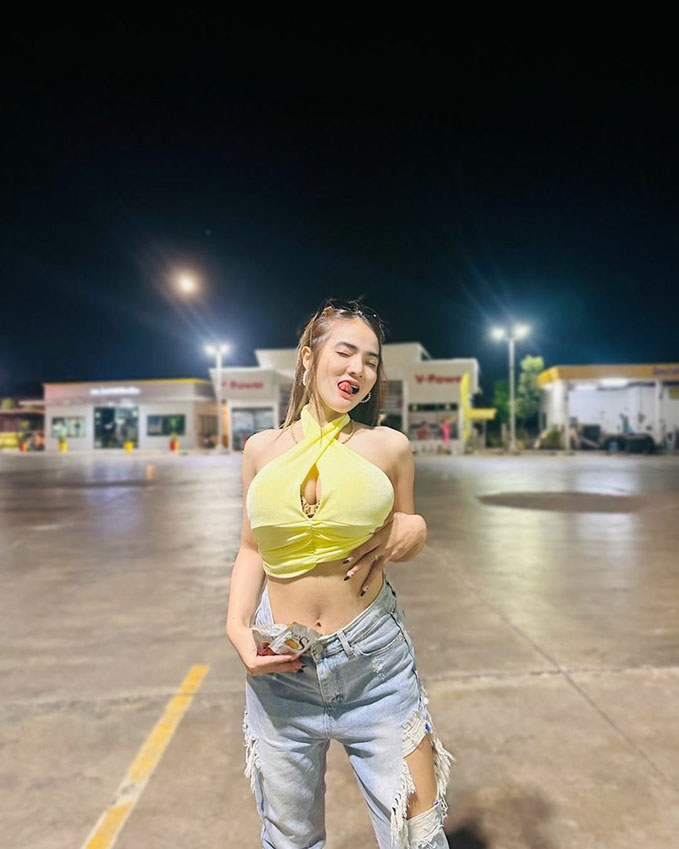 เปิดวาร์ป น้องส้มอ้า สาวสวยดาว TikTok เซ็กซี่ งานแซ่บ ขวัญใจชาวเน็ต 21