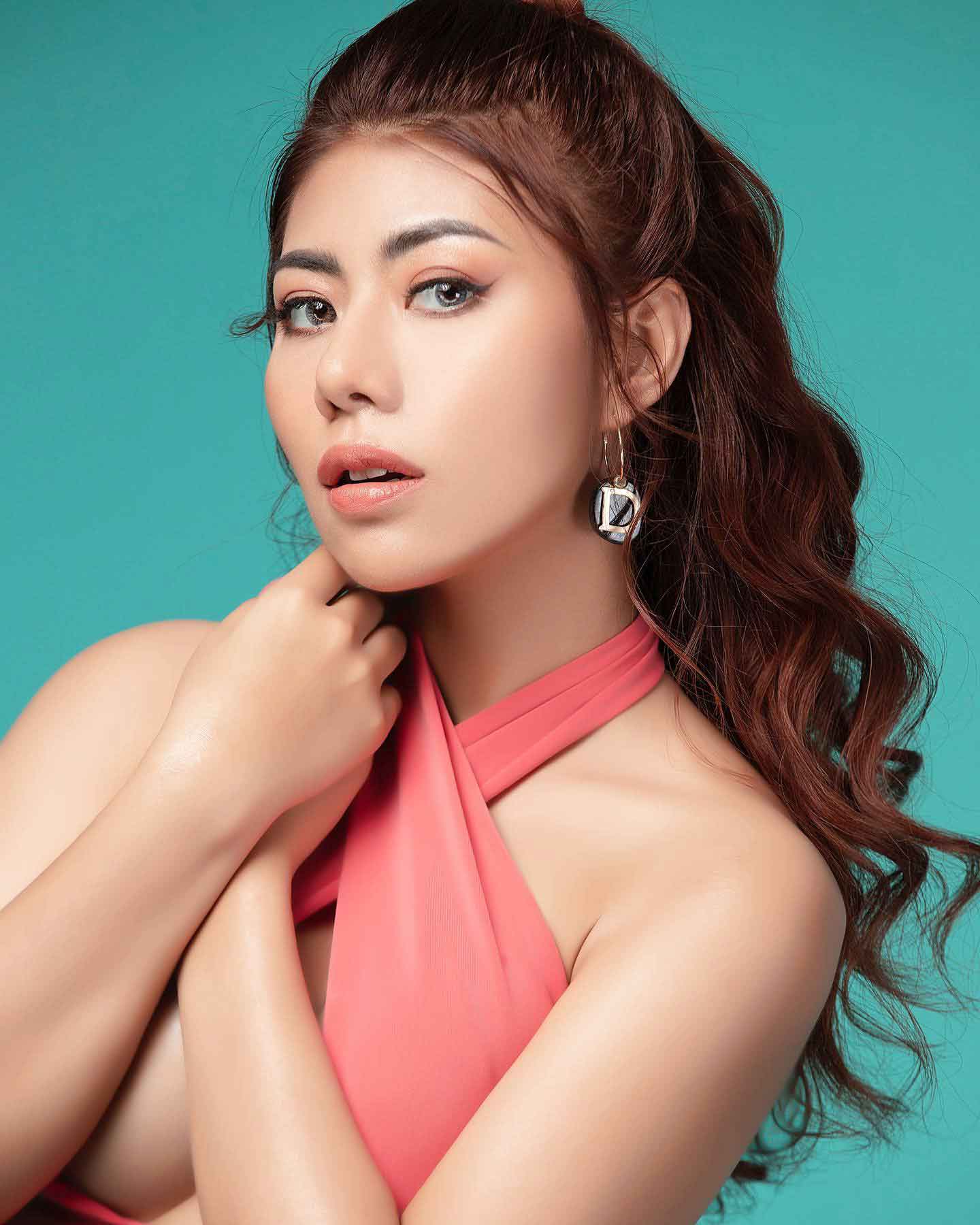 เปิดประวัติ Than Sin Maung นางแบบ สาวสวย หุ่นแซ่บ เซ็กซี่ เพจ CupE 3