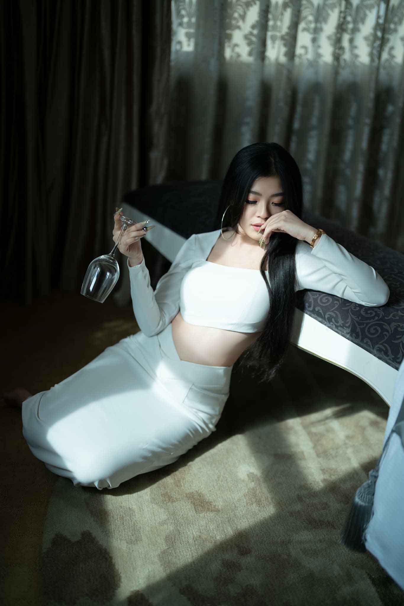 เปิดประวัติ Nan Myat Phoo นางแบบสาวเวียดนาม & CEO ดาวเด่น CupE 6