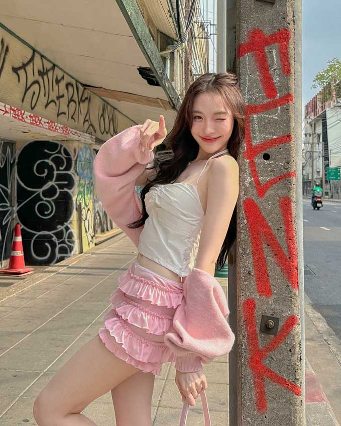 เปิดประวัติ พิมพ์ กรกนก สาวสวยInfluencer ดีกรีนางแบบเสื้อผ้าสายเกาหลี 21