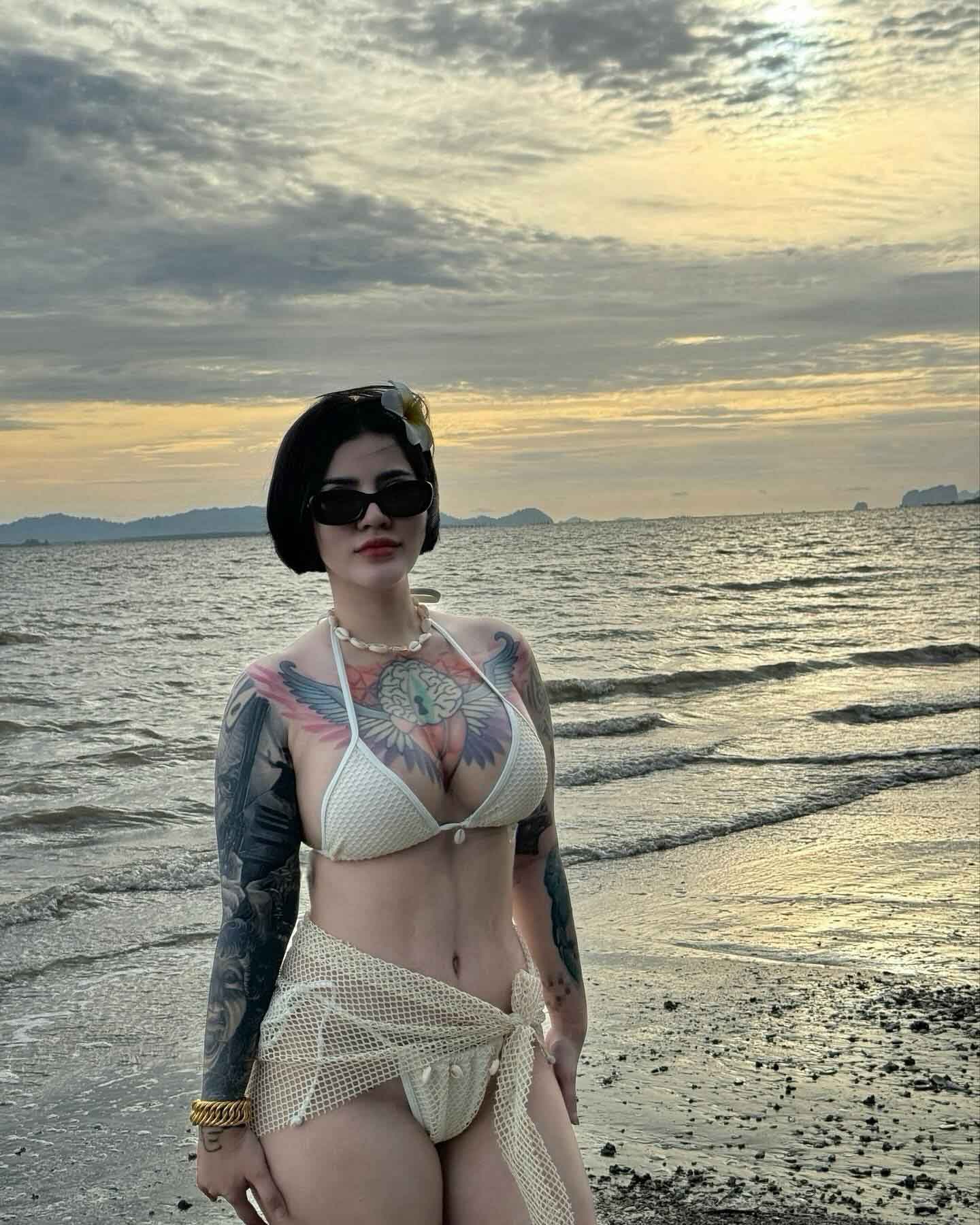 เปิดประวัติ emhuayza สาวไอดอล สายเสว ตัวตึง ดาว twi ร้อนแรงในนาทีนี้ 4