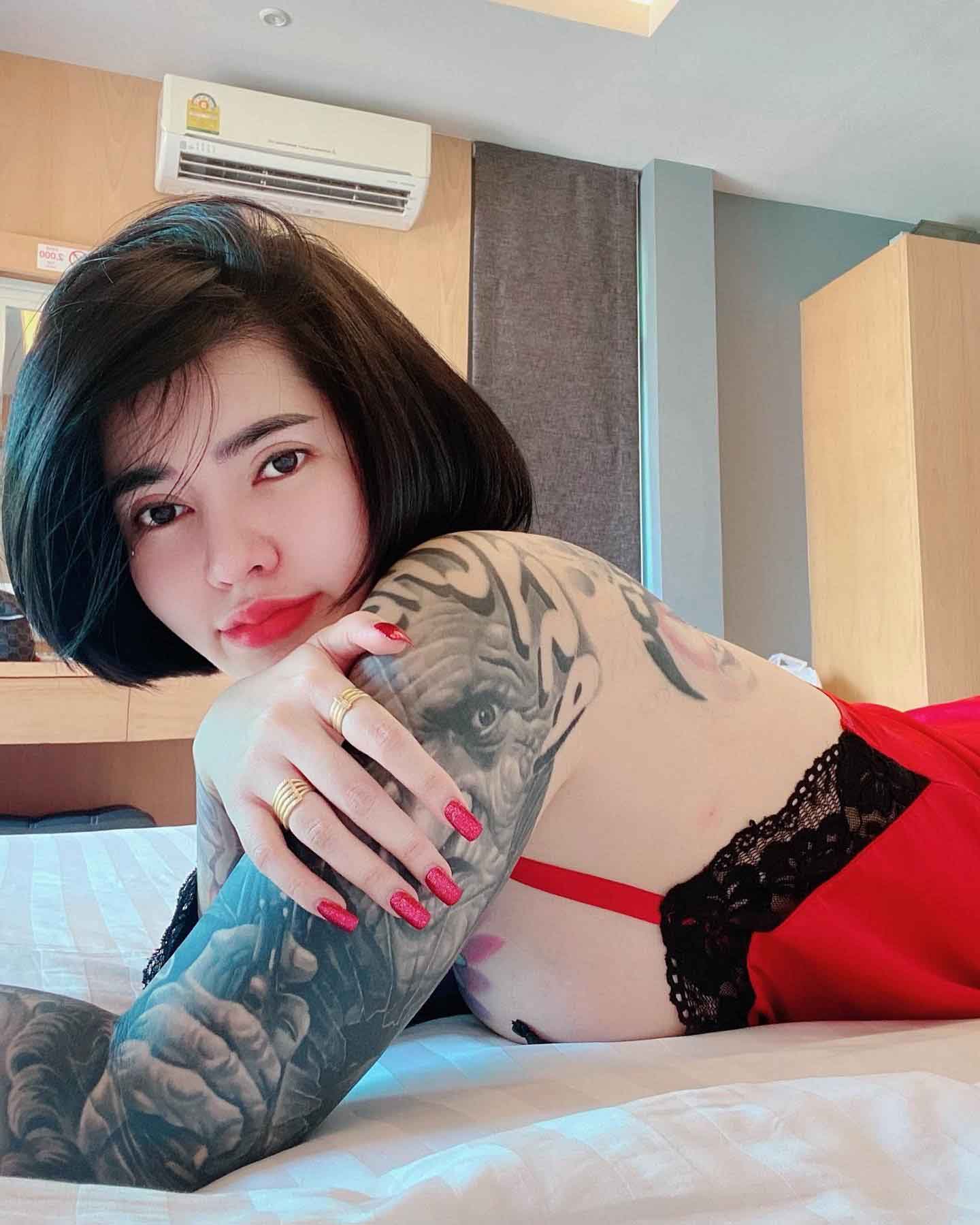 เปิดประวัติ emhuayza สาวไอดอล สายเสว ตัวตึง ดาว twi ร้อนแรงในนาทีนี้ 9